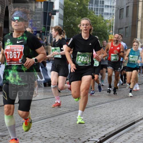 13.09.2026 - 21. swb-Marathon Bremen Strokosch-Dieckow http://msf.ph/oto/10370891 13.09.2026 13:36:30 Ziel 563, 1072, 1867, 2339, 2931, 2949, 3026, 3224, 3291, 3489, 3591, 4643, 4989, 5259, 5800, 6642, 6778, 6982, 7043, 7256, 7379, 7865, 8227, 8275, 8488, 8511, 8731, 8941, 9026, 9076, 9226, 9497, 9564, 13038, 13179, 13238, 164, 1936, 2467, 2673, 2731, 2819, 2823, 3067, 3585, 3815, 4006, 4050, 4182, 4216, 4304, 4414, 4676, 4892, 5061, 5656, 5781, 5823, 6050, 6280, 6340, 6516, 6568, 7039, 7229, 7237, 7249, 7344, 7656, 7765, 7808, 8723, 8790, 9658, 9776, 9807 meine-sportfotos.de