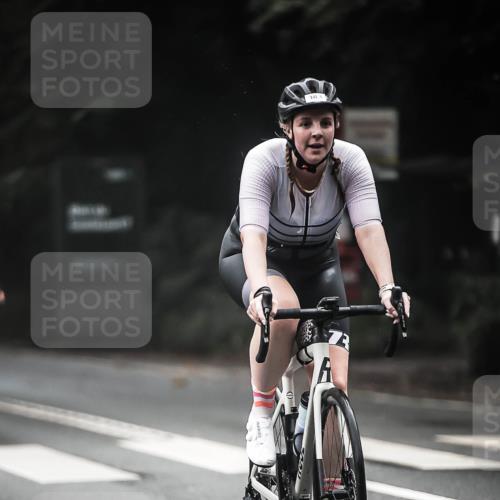 13.09.2026 - Stadtparktriathlon H.Heesch http://msf.ph/oto/10370896 13.09.2026 10:20:28 Radfahren 308, 334, 335, 381, 383, 385, 452 meine-sportfotos.de