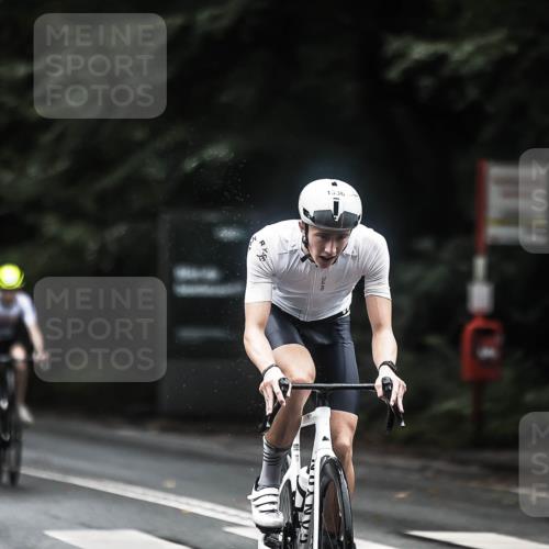 13.09.2026 - Stadtparktriathlon H.Heesch http://msf.ph/oto/10370907 13.09.2026 13:25:18 Radfahren 1211, 1319, 1336, 1362, 1368, 1375, 1383, 1405, 1491, 1492, 1527 meine-sportfotos.de