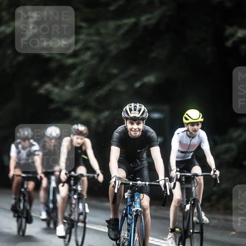 13.09.2026 - Stadtparktriathlon H.Heesch http://msf.ph/oto/10370922 13.09.2026 13:25:19 Radfahren 1211, 1319, 1324, 1336, 1362, 1368, 1375, 1383, 1405, 1491, 1492, 1527 meine-sportfotos.de