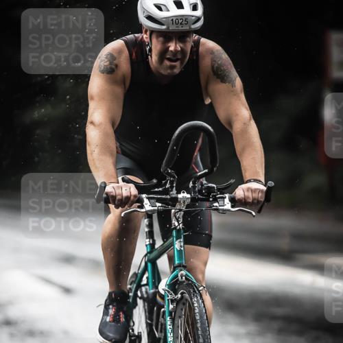 13.09.2026 - Stadtparktriathlon H.Heesch http://msf.ph/oto/10370935 13.09.2026 12:06:26 Radfahren 823, 886, 911, 934, 998, 1007, 1025, 1045 meine-sportfotos.de