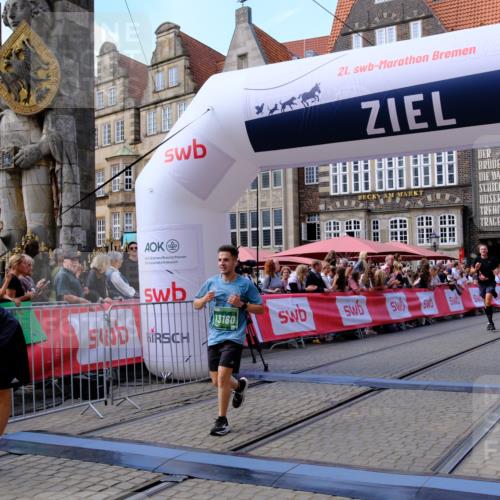 13.09.2026 - 21. swb-Marathon Bremen Tim E. http://msf.ph/oto/10370936 13.09.2026 13:08:20 Ziel 2098, 2266, 2844, 6692, 13091, 13160 meine-sportfotos.de