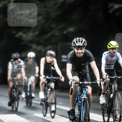 13.09.2026 - Stadtparktriathlon H.Heesch http://msf.ph/oto/10370942 13.09.2026 13:25:19 Radfahren 1211, 1319, 1324, 1336, 1362, 1368, 1375, 1383, 1405, 1491, 1492, 1527 meine-sportfotos.de