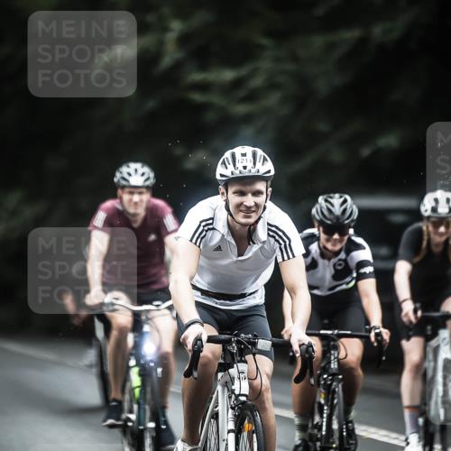 13.09.2026 - Stadtparktriathlon H.Heesch http://msf.ph/oto/10370963 13.09.2026 13:25:21 Radfahren 1211, 1319, 1324, 1336, 1362, 1368, 1375, 1383, 1405, 1491, 1492, 1527 meine-sportfotos.de