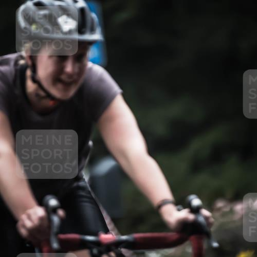 13.09.2026 - Stadtparktriathlon H.Heesch http://msf.ph/oto/10371000 13.09.2026 10:20:33 Radfahren 334, 335, 381, 383, 452 meine-sportfotos.de