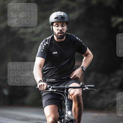 13.09.2026 - Stadtparktriathlon H.Heesch http://msf.ph/oto/10371021 13.09.2026 10:50:33 Radfahren 478, 480, 509, 555, 583 meine-sportfotos.de