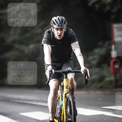 13.09.2026 - Stadtparktriathlon H.Heesch http://msf.ph/oto/10371052 13.09.2026 10:50:36 Radfahren 437, 480, 509, 540, 555, 583 meine-sportfotos.de