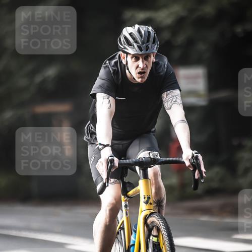 13.09.2026 - Stadtparktriathlon H.Heesch http://msf.ph/oto/10371065 13.09.2026 10:50:36 Radfahren 437, 480, 509, 540, 555, 583 meine-sportfotos.de