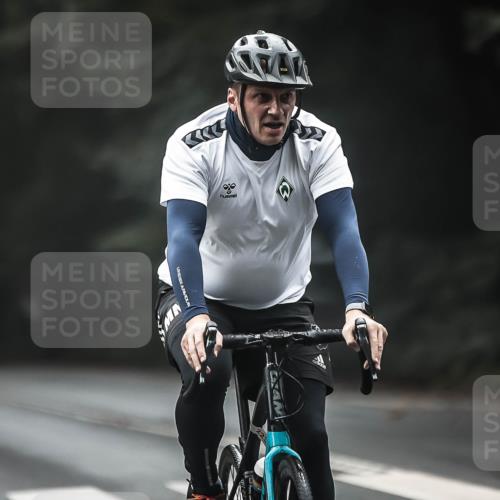 13.09.2026 - Stadtparktriathlon H.Heesch http://msf.ph/oto/10371080 13.09.2026 10:20:47 Radfahren 223, 419, 420, 429, 460, 462 meine-sportfotos.de