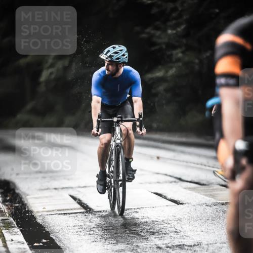 13.09.2026 - Stadtparktriathlon H.Heesch http://msf.ph/oto/10371081 13.09.2026 12:06:32 Radfahren 823, 911, 934, 998, 1025, 1049 meine-sportfotos.de