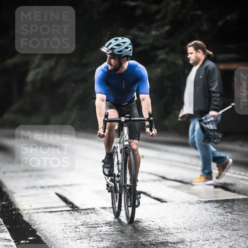13.09.2026 - Stadtparktriathlon H.Heesch http://msf.ph/oto/10371094 13.09.2026 12:06:32 Radfahren 823, 911, 934, 998, 1025, 1049 meine-sportfotos.de