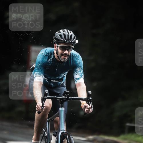 13.09.2026 - Stadtparktriathlon H.Heesch http://msf.ph/oto/10371095 13.09.2026 13:25:31 Radfahren 1324, 1358, 1370, 1486 meine-sportfotos.de