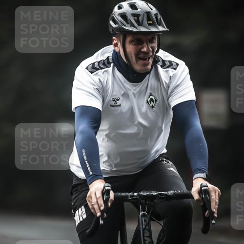 13.09.2026 - Stadtparktriathlon H.Heesch http://msf.ph/oto/10371109 13.09.2026 10:20:47 Radfahren 223, 419, 420, 429, 460, 462 meine-sportfotos.de