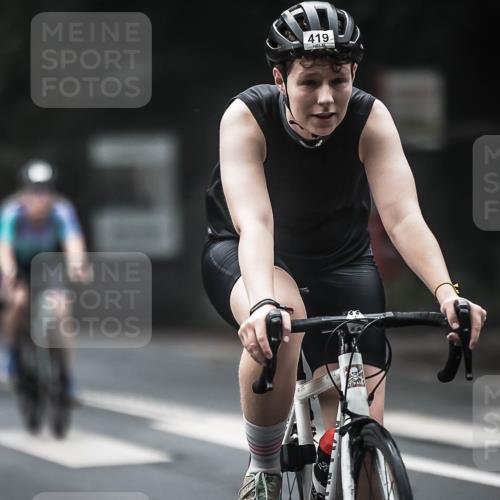 13.09.2026 - Stadtparktriathlon H.Heesch http://msf.ph/oto/10371151 13.09.2026 10:20:50 Radfahren 223, 419, 428, 429, 460, 462 meine-sportfotos.de