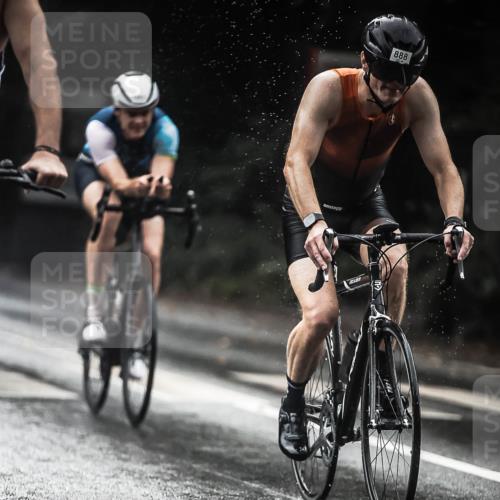 13.09.2026 - Stadtparktriathlon H.Heesch http://msf.ph/oto/10371167 13.09.2026 12:06:45 Radfahren 888, 1052, 1067 meine-sportfotos.de