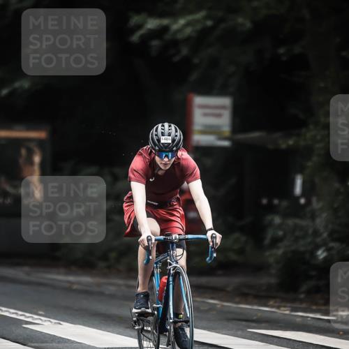 13.09.2026 - Stadtparktriathlon H.Heesch http://msf.ph/oto/10371171 13.09.2026 13:25:37 Radfahren 1304, 1358, 1475, 1486 meine-sportfotos.de