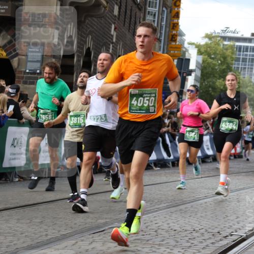 13.09.2026 - 21. swb-Marathon Bremen Strokosch-Dieckow http://msf.ph/oto/10371182 13.09.2026 13:36:38 Ziel 372, 900, 1072, 1738, 1880, 2339, 2692, 2700, 2931, 2949, 3224, 3291, 3410, 3591, 4049, 4643, 4989, 5259, 5800, 6642, 6778, 7379, 7865, 8488, 8511, 8525, 8731, 8941, 9026, 9076, 9226, 9427, 9497, 9564, 9899, 13038, 13238, 551, 813, 843, 1936, 2275, 3541, 3635, 3815, 3874, 3998, 4304, 4335, 4892, 5236, 5355, 5447, 5823, 6050, 6280, 6340, 6408, 6966, 7039, 7229, 7237, 7640, 7656, 8498, 8685, 8723, 9658, 9807 meine-sportfotos.de