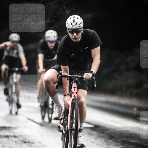 13.09.2026 - Stadtparktriathlon H.Heesch http://msf.ph/oto/10371187 13.09.2026 12:06:52 Radfahren 895, 922, 986, 1066 meine-sportfotos.de