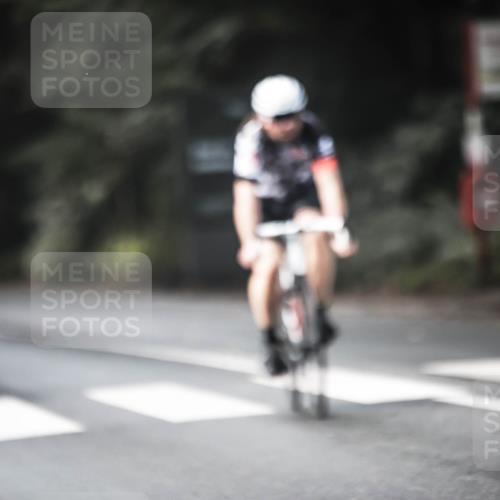 13.09.2026 - Stadtparktriathlon H.Heesch http://msf.ph/oto/10371214 13.09.2026 10:50:43 Radfahren 437, 508, 509, 530, 536, 540 meine-sportfotos.de