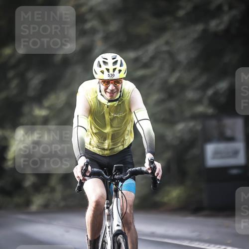 13.09.2026 - Stadtparktriathlon H.Heesch http://msf.ph/oto/10371241 13.09.2026 10:50:45 Radfahren 366, 437, 508, 530, 536, 540 meine-sportfotos.de