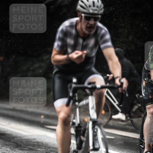 13.09.2026 - Stadtparktriathlon H.Heesch http://msf.ph/oto/10371259 13.09.2026 12:06:54 Radfahren 895, 922, 986, 1066 meine-sportfotos.de