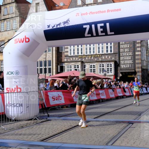 13.09.2026 - 21. swb-Marathon Bremen Tim E. http://msf.ph/oto/10371260 13.09.2026 13:08:43 Ziel 339, 678, 1335, 1696, 3808, 4082, 4247, 4888, 5424, 5594, 8655, 9084, 9582 meine-sportfotos.de