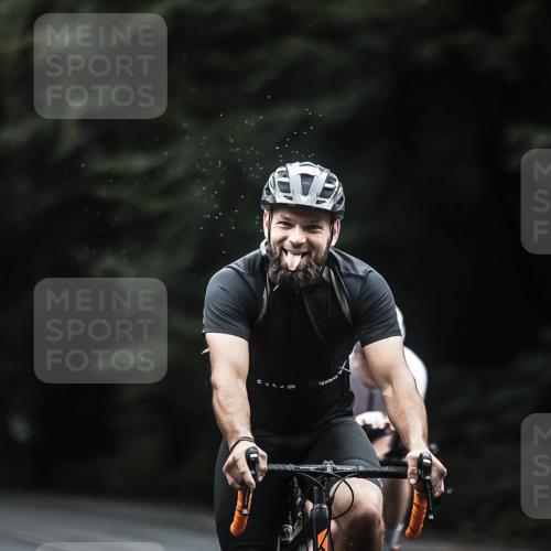 13.09.2026 - Stadtparktriathlon H.Heesch http://msf.ph/oto/10371281 13.09.2026 13:25:46 Radfahren 1395, 1396, 1417, 1475 meine-sportfotos.de