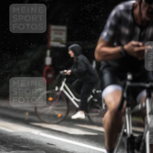 13.09.2026 - Stadtparktriathlon H.Heesch http://msf.ph/oto/10371284 13.09.2026 12:06:54 Radfahren 895, 922, 986, 1066 meine-sportfotos.de