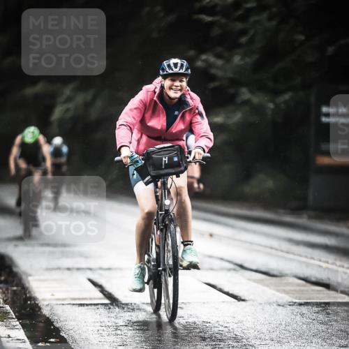 13.09.2026 - Stadtparktriathlon H.Heesch http://msf.ph/oto/10371293 13.09.2026 12:07:01 Radfahren 816, 830, 902, 957, 1035, 1061 meine-sportfotos.de