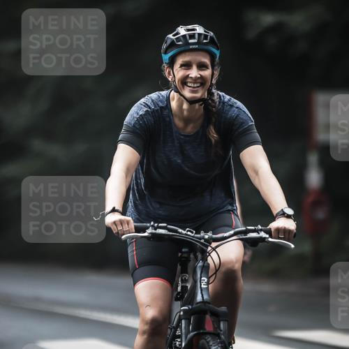 13.09.2026 - Stadtparktriathlon H.Heesch http://msf.ph/oto/10371304 13.09.2026 10:20:58 Radfahren 298, 324, 354, 357, 386, 428, 429 meine-sportfotos.de