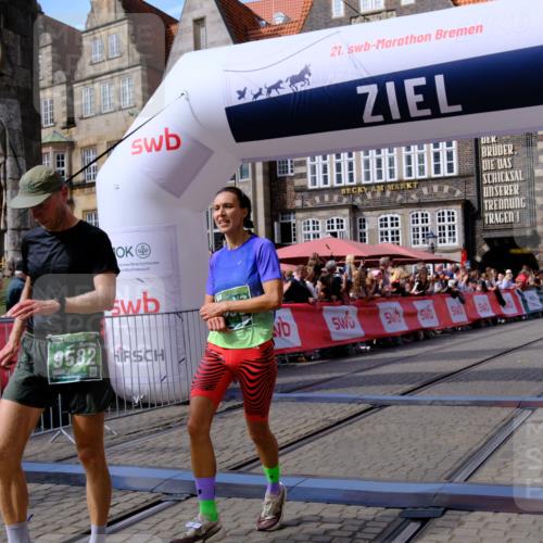 13.09.2026 - 21. swb-Marathon Bremen Tim E. http://msf.ph/oto/10371340 13.09.2026 13:08:45 Ziel 339, 678, 1335, 1696, 4082, 4247, 4888, 5424, 8655, 9084, 9582 meine-sportfotos.de