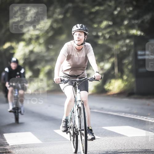 13.09.2026 - Stadtparktriathlon H.Heesch http://msf.ph/oto/10371357 13.09.2026 10:50:56 Radfahren 366, 387, 401, 431, 488 meine-sportfotos.de