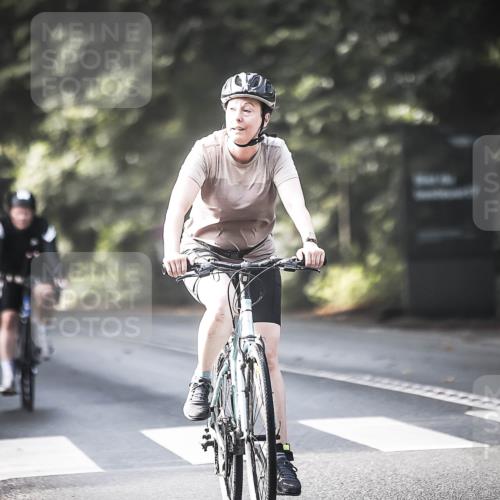 13.09.2026 - Stadtparktriathlon H.Heesch http://msf.ph/oto/10371363 13.09.2026 10:50:56 Radfahren 366, 387, 401, 431, 488 meine-sportfotos.de
