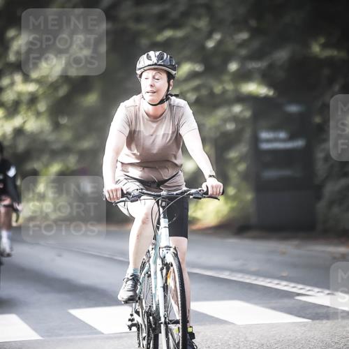 13.09.2026 - Stadtparktriathlon H.Heesch http://msf.ph/oto/10371368 13.09.2026 10:50:56 Radfahren 366, 387, 401, 431, 488 meine-sportfotos.de