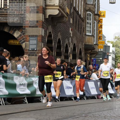 13.09.2026 - 21. swb-Marathon Bremen Strokosch-Dieckow http://msf.ph/oto/10371371 13.09.2026 11:01:21 Ziel 10093, 10367, 10368, 10428, 10639, 10753, 10964, 10965, 11049, 11055, 11116, 11247, 11359, 11428, 11540, 11681, 11682, 11728, 11804, 11850, 12085, 12116, 12241, 12428, 10181, 10251, 10560, 10647, 10648, 10678, 11324, 11459, 11467, 11550, 11551, 11666, 11788, 11796, 11798, 11969, 11970, 12047, 12062 meine-sportfotos.de