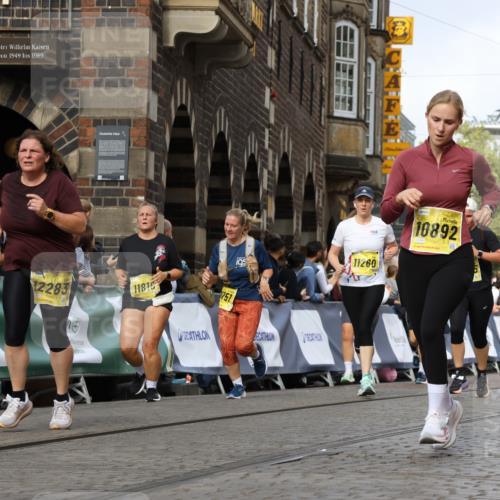 13.09.2026 - 21. swb-Marathon Bremen Strokosch-Dieckow http://msf.ph/oto/10371390 13.09.2026 11:01:21 Ziel 10093, 10367, 10368, 10428, 10639, 10753, 10964, 10965, 11049, 11055, 11116, 11247, 11359, 11428, 11540, 11681, 11682, 11728, 11804, 11850, 12085, 12116, 12241, 12428, 10181, 10251, 10560, 10647, 10648, 10678, 11324, 11459, 11467, 11550, 11551, 11666, 11788, 11796, 11798, 11969, 11970, 12047, 12062 meine-sportfotos.de