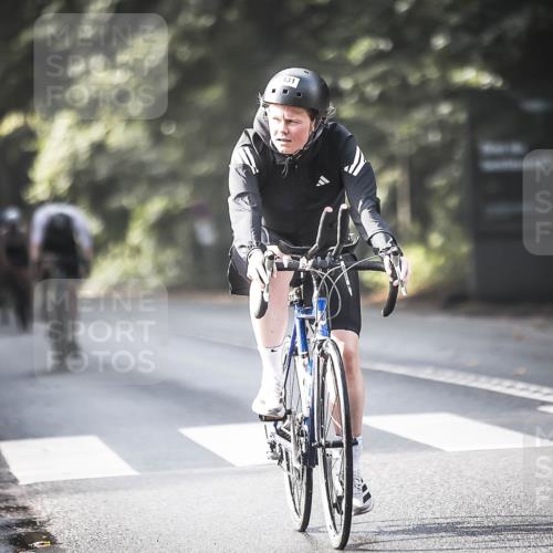 13.09.2026 - Stadtparktriathlon H.Heesch http://msf.ph/oto/10371396 13.09.2026 10:50:58 Radfahren 387, 401, 431, 444, 488 meine-sportfotos.de