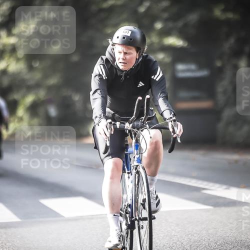 13.09.2026 - Stadtparktriathlon H.Heesch http://msf.ph/oto/10371404 13.09.2026 10:50:58 Radfahren 387, 401, 431, 444, 488 meine-sportfotos.de