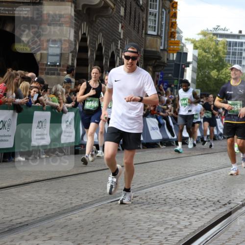 13.09.2026 - 21. swb-Marathon Bremen Strokosch-Dieckow http://msf.ph/oto/10371412 13.09.2026 13:36:42 Ziel 372, 900, 1738, 1880, 2339, 2467, 2692, 2700, 2949, 3067, 3410, 3591, 4049, 4643, 4989, 5781, 5800, 6527, 6642, 6778, 7249, 7379, 7808, 7865, 8511, 8525, 8731, 8905, 8941, 9026, 9427, 9564, 9899, 13038, 13238, 551, 813, 843, 1641, 1849, 1936, 2275, 3122, 3541, 3635, 3787, 3874, 3998, 4335, 5236, 5355, 5447, 5823, 6050, 6269, 6408, 6966, 7046, 7640, 8034, 8498, 8685, 9331, 9658, 9807 meine-sportfotos.de