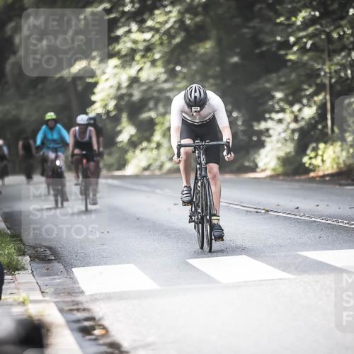 13.09.2026 - Stadtparktriathlon H.Heesch http://msf.ph/oto/10371430 13.09.2026 10:50:59 Radfahren 387, 401, 431, 444, 488 meine-sportfotos.de