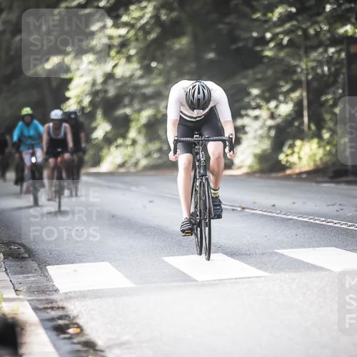 13.09.2026 - Stadtparktriathlon H.Heesch http://msf.ph/oto/10371440 13.09.2026 10:51:00 Radfahren 387, 401, 431, 444, 481, 488, 562 meine-sportfotos.de