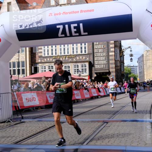 13.09.2026 - 21. swb-Marathon Bremen Tim E. http://msf.ph/oto/10371448 13.09.2026 13:08:51 Ziel 339, 715, 1335, 1696, 3276, 4033, 4082, 4888, 5377, 5424, 6842, 7064, 7121, 8655, 9084 meine-sportfotos.de