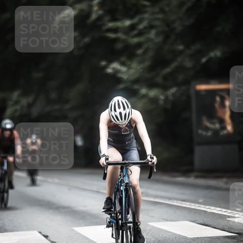 13.09.2026 - Stadtparktriathlon H.Heesch http://msf.ph/oto/10371449 13.09.2026 13:26:09 Radfahren 1349, 1442, 1463, 1472, 1512 meine-sportfotos.de