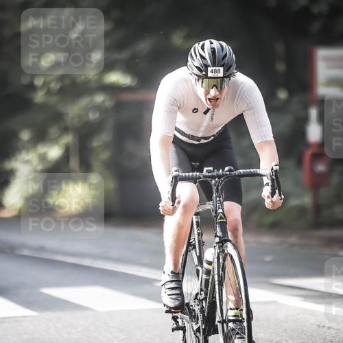 13.09.2026 - Stadtparktriathlon H.Heesch http://msf.ph/oto/10371478 13.09.2026 10:51:01 Radfahren 401, 431, 444, 481, 488, 562 meine-sportfotos.de