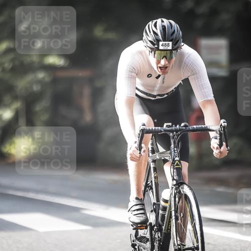 13.09.2026 - Stadtparktriathlon H.Heesch http://msf.ph/oto/10371489 13.09.2026 10:51:01 Radfahren 401, 431, 444, 481, 488, 562 meine-sportfotos.de