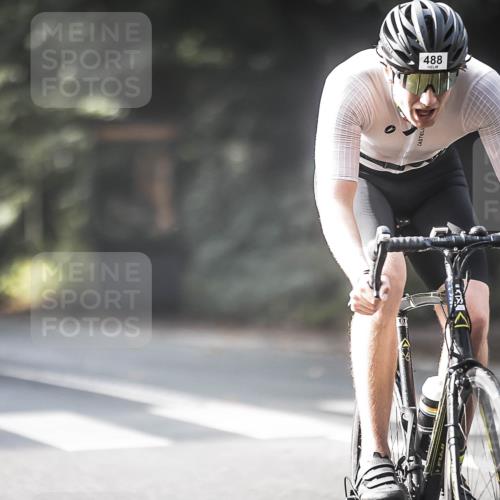 13.09.2026 - Stadtparktriathlon H.Heesch http://msf.ph/oto/10371497 13.09.2026 10:51:01 Radfahren 401, 431, 444, 481, 488, 562 meine-sportfotos.de
