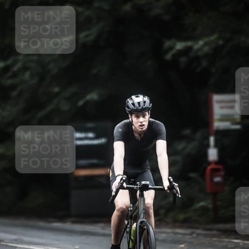 13.09.2026 - Stadtparktriathlon H.Heesch http://msf.ph/oto/10371512 13.09.2026 13:26:10 Radfahren 1349, 1442, 1463, 1472, 1512 meine-sportfotos.de