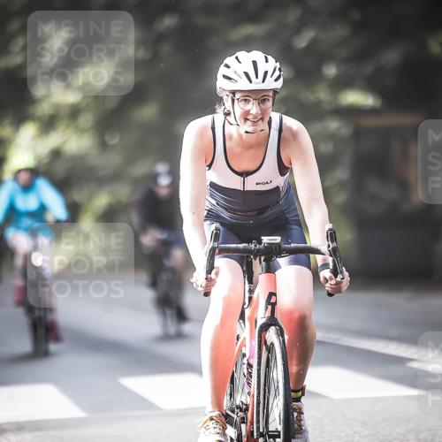 13.09.2026 - Stadtparktriathlon H.Heesch http://msf.ph/oto/10371517 13.09.2026 10:51:04 Radfahren 343, 375, 431, 444, 481, 488, 528, 562 meine-sportfotos.de