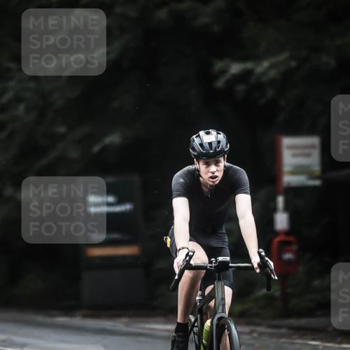 13.09.2026 - Stadtparktriathlon H.Heesch http://msf.ph/oto/10371518 13.09.2026 13:26:10 Radfahren 1349, 1442, 1463, 1472, 1512 meine-sportfotos.de