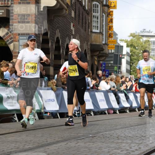 13.09.2026 - 21. swb-Marathon Bremen Strokosch-Dieckow http://msf.ph/oto/10371548 13.09.2026 11:01:24 Ziel 10093, 10428, 10639, 10753, 10892, 10964, 10965, 11049, 11116, 11359, 11428, 11540, 11681, 11682, 11728, 11850, 12085, 12116, 12241, 12283, 12428, 10181, 10251, 10497, 10560, 11305, 11324, 11459, 11467, 11550, 11551, 11666, 11788, 11798, 12047 meine-sportfotos.de